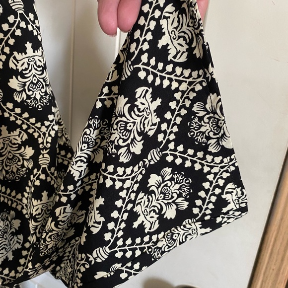 Dress - Picture 6 of 7